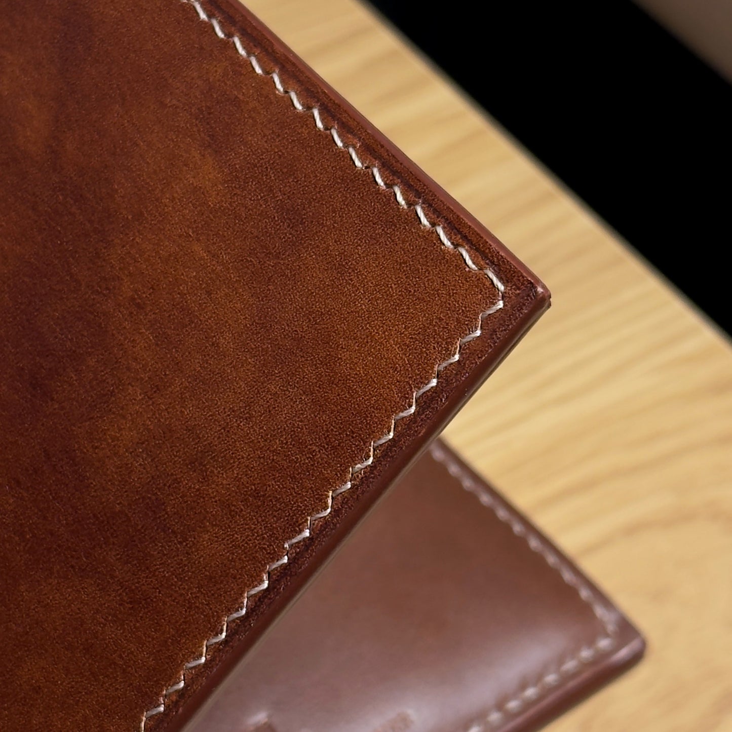 CLASSIC Bifold Leather Wallet
