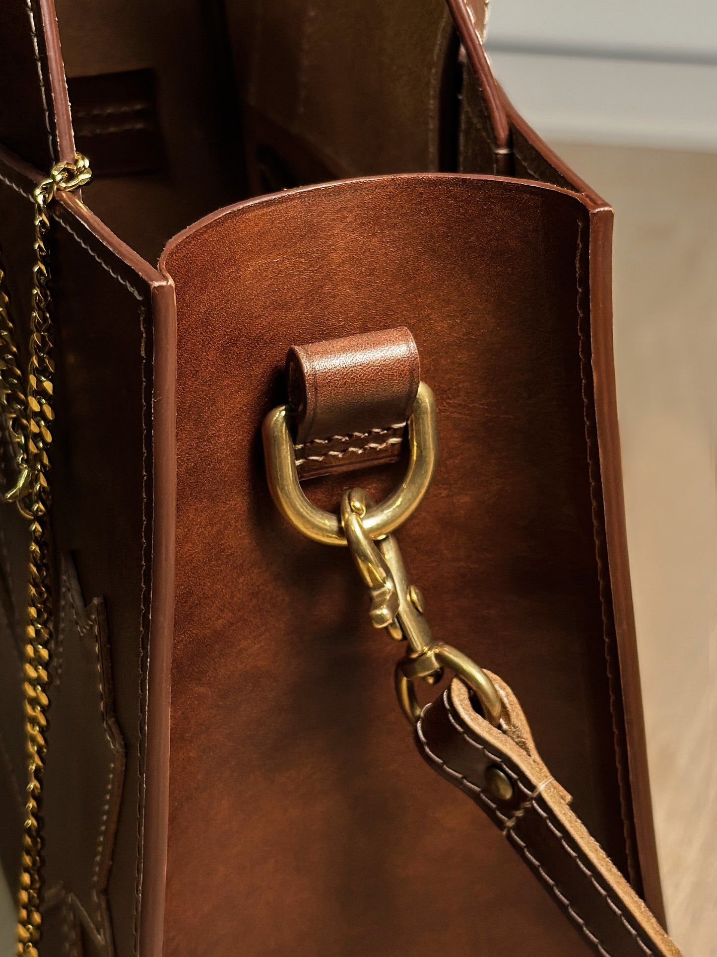 MAPLE Crossbody Leather Handbag