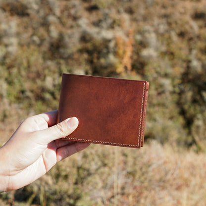 CLASSIC Bifold Leather Wallet